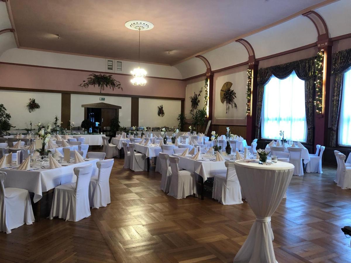 Hotel-Restaurant Wilhelmsbad Seesen Exterior foto